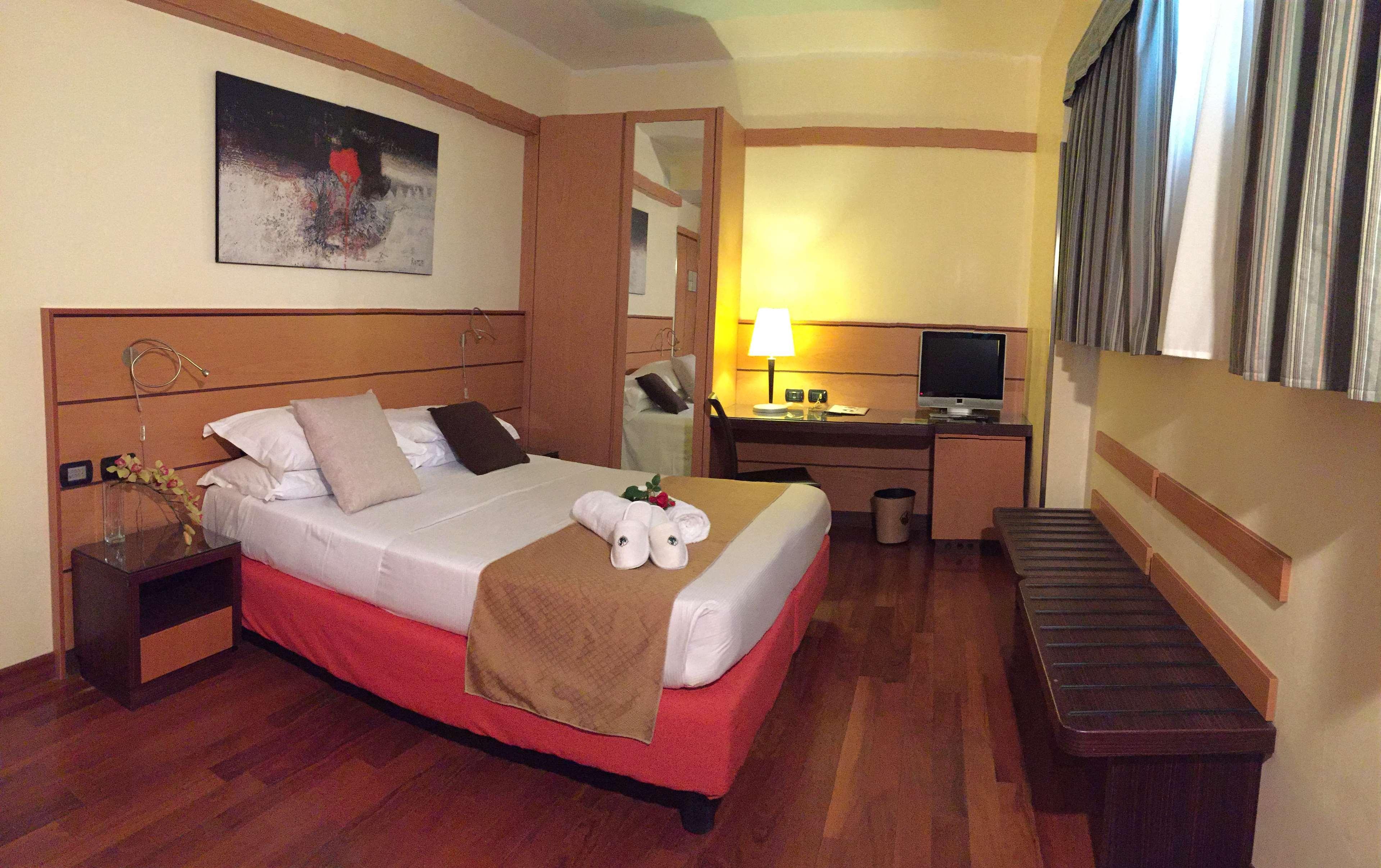 Best Western Hotel Dei Cavalieri Барлетта Экстерьер фото