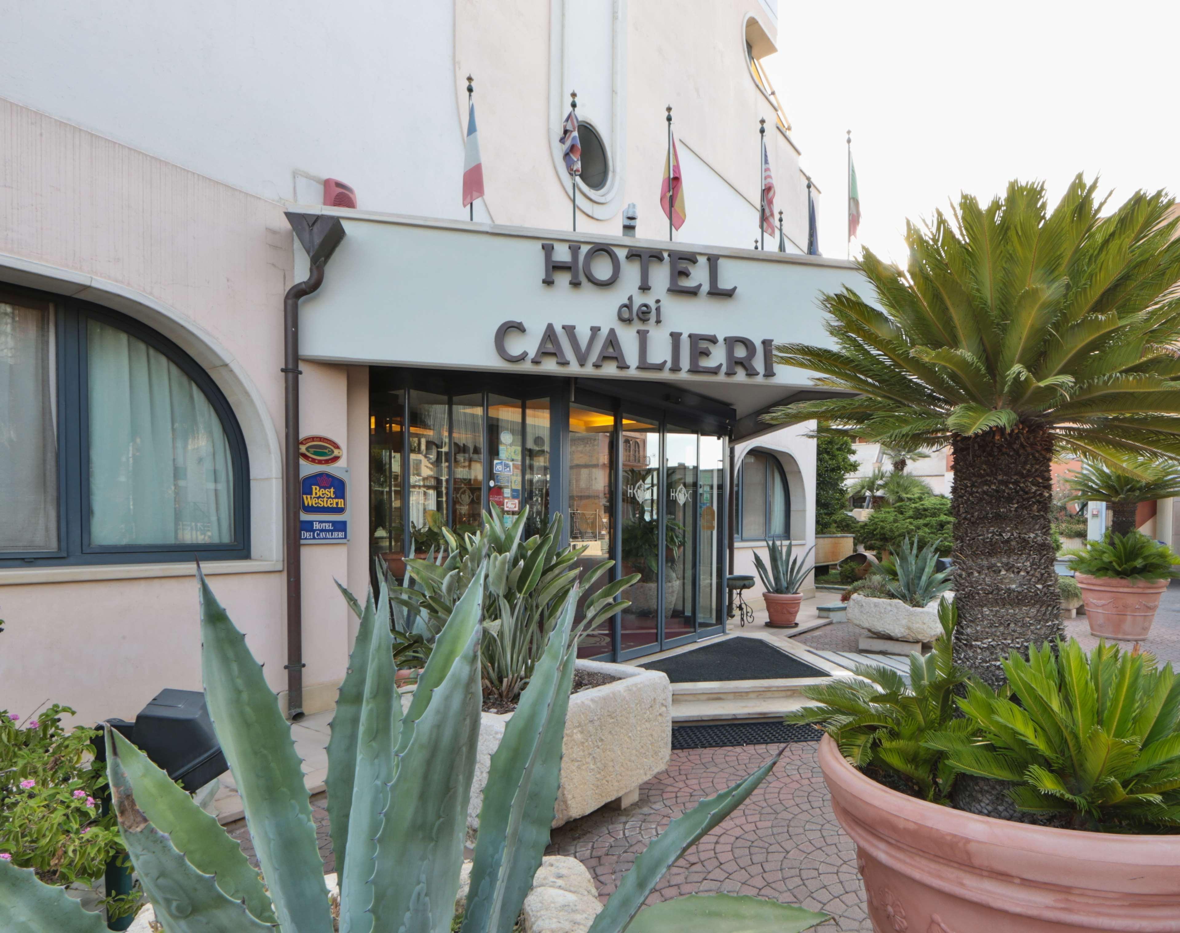 Best Western Hotel Dei Cavalieri Барлетта Экстерьер фото
