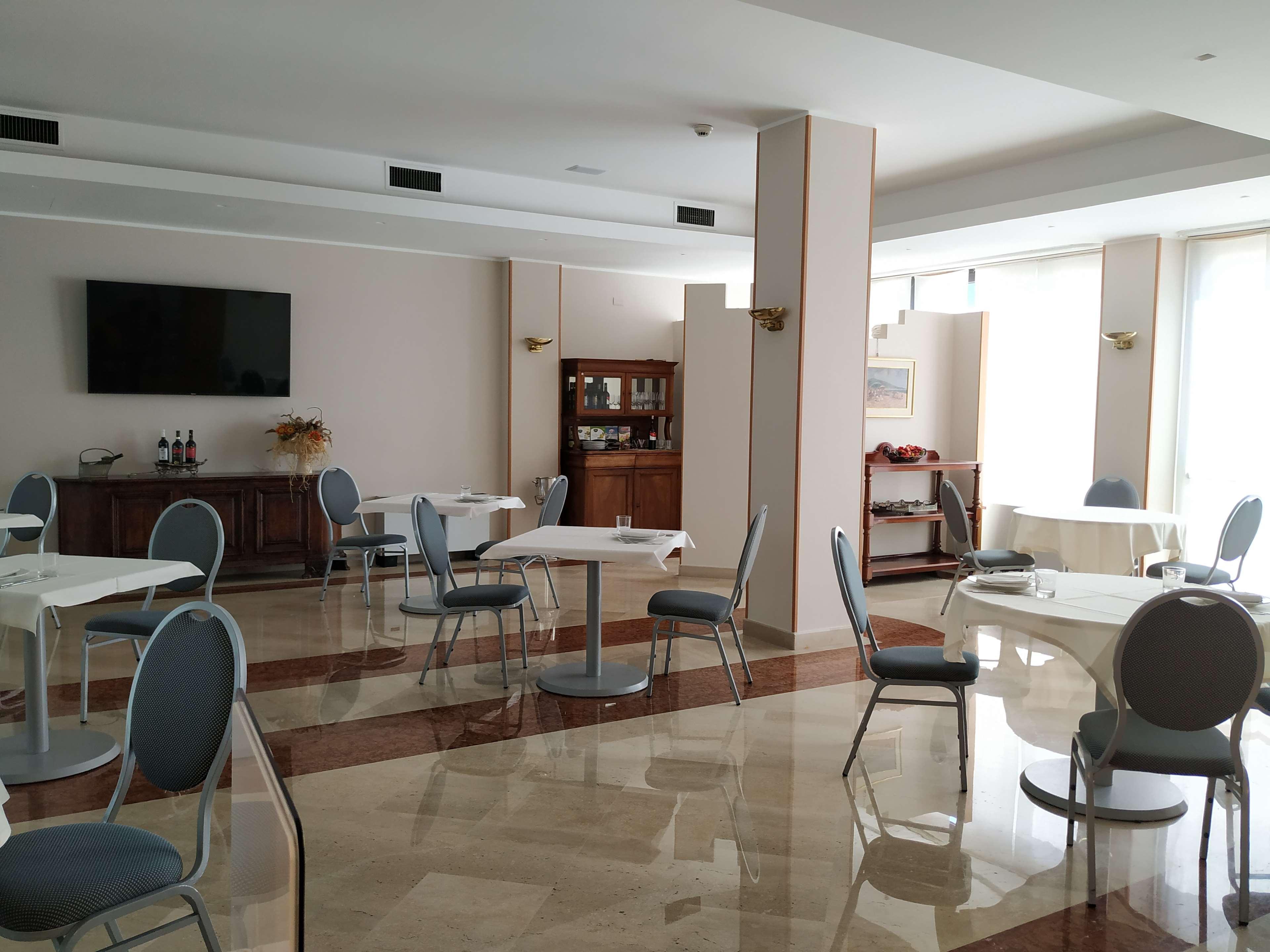 Best Western Hotel Dei Cavalieri Барлетта Экстерьер фото