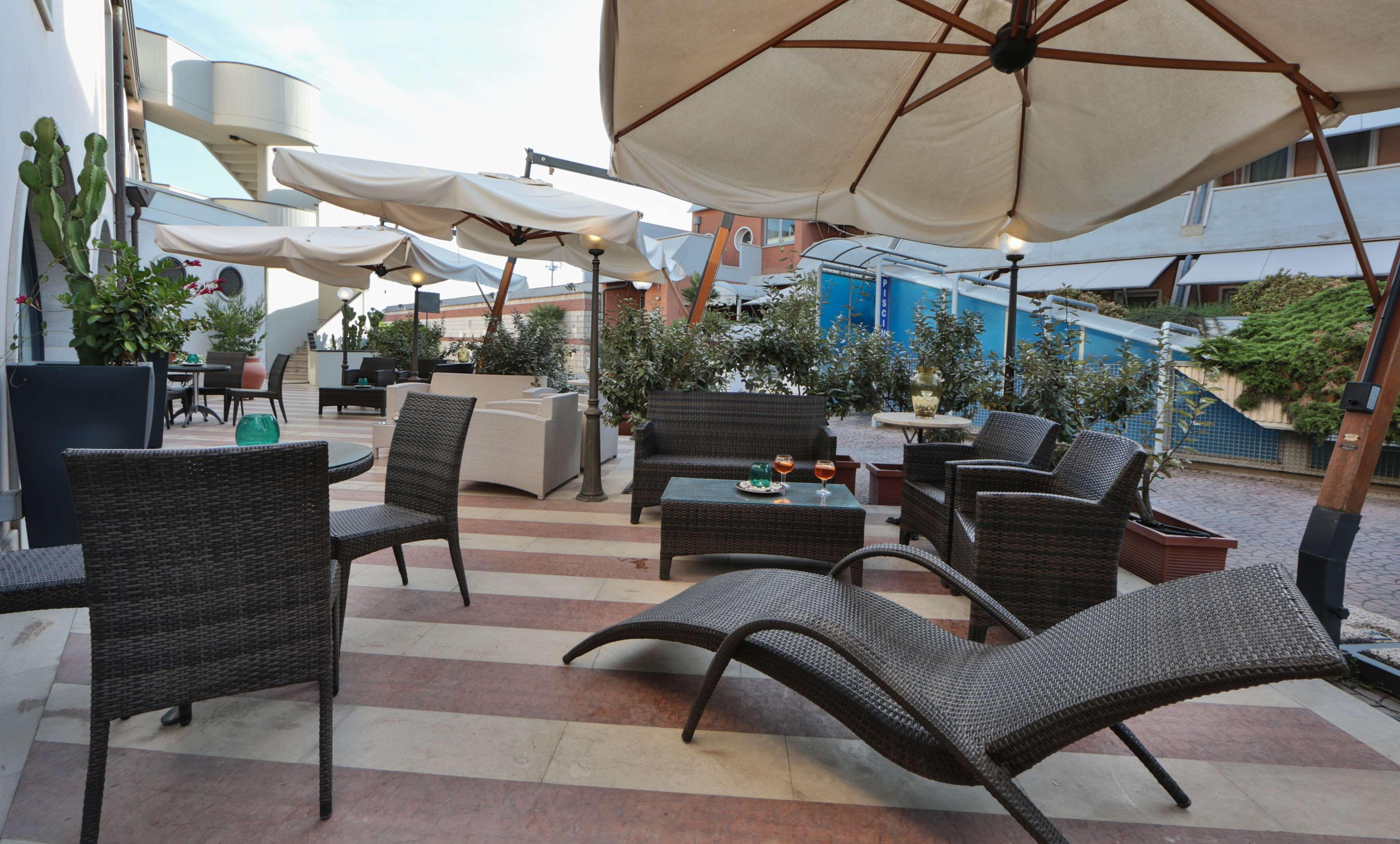 Best Western Hotel Dei Cavalieri Барлетта Экстерьер фото